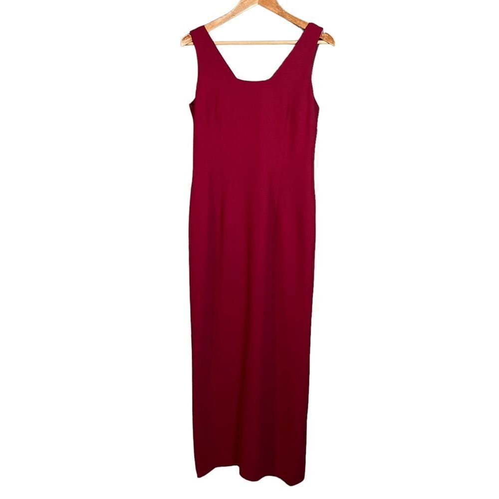 Nicole Miller maxi dress with cape. Size 10‎